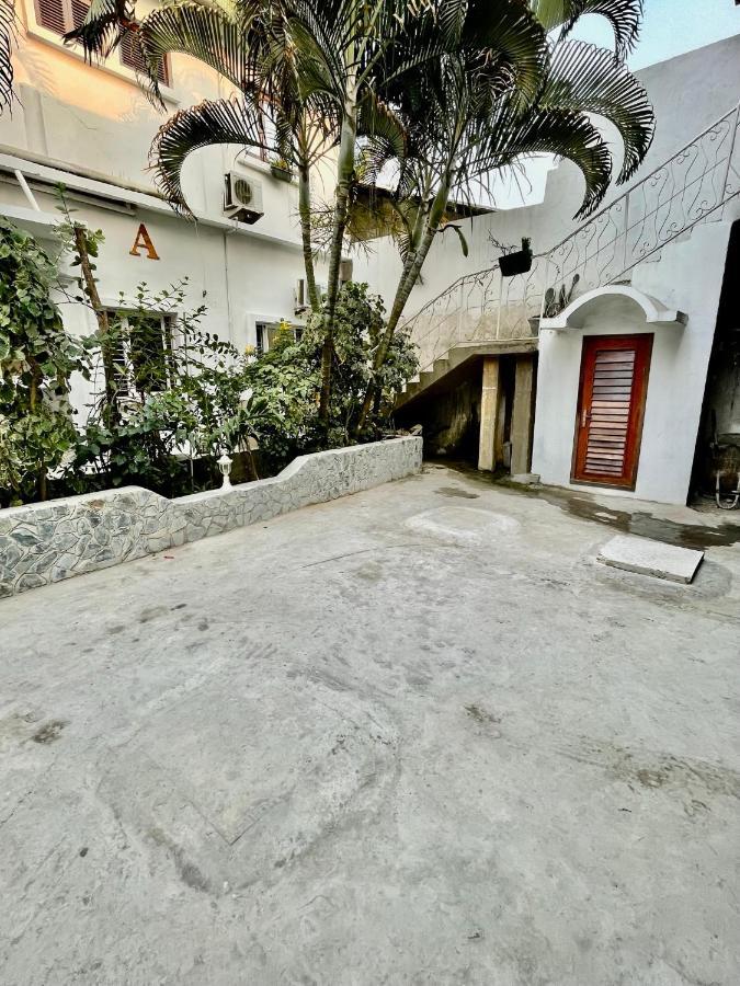 Residence Archange Pointe Noire Exterior photo